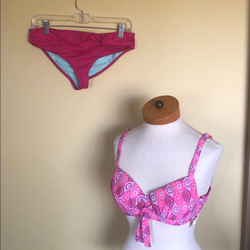 EUC Maui Beachwear Pink Underwire Bikini Sz. 34